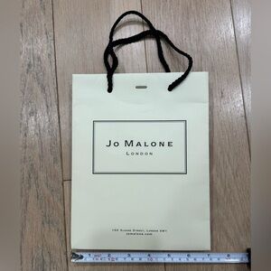 Jo Malone shopping bag